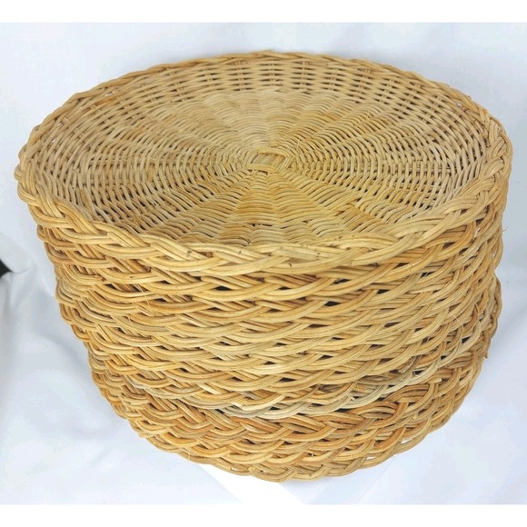 The Unbranded Brand Other - 13 -Vintage Wicker Rattan Paper Disposable Plate Holder 10" Holds 9" Plate *READ